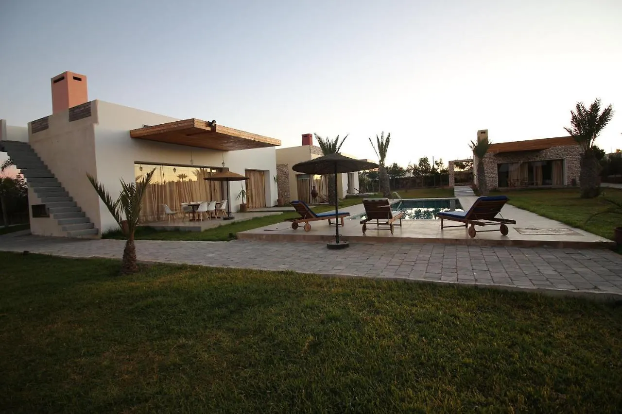 Villa Zouina 에사우이라